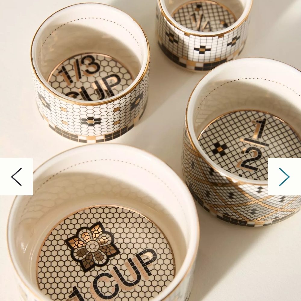 Geometric Measuring Cups Set